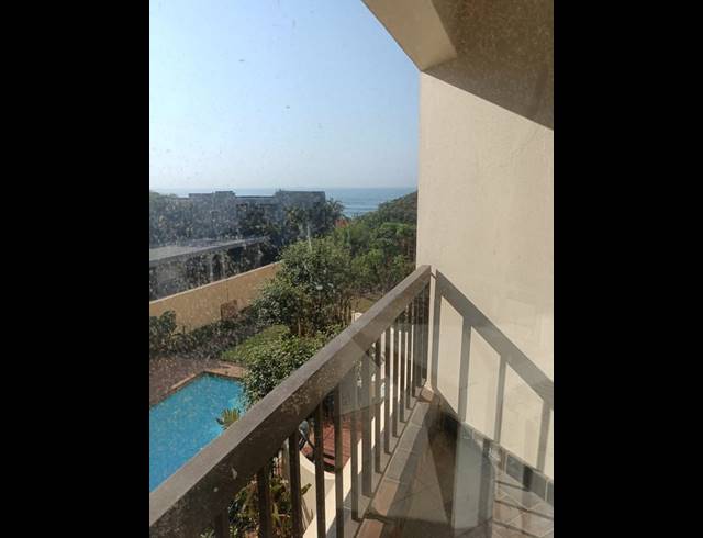 2 BEDROOM APARTMENT FOR SALE IN UMHLANGA ROCKS
